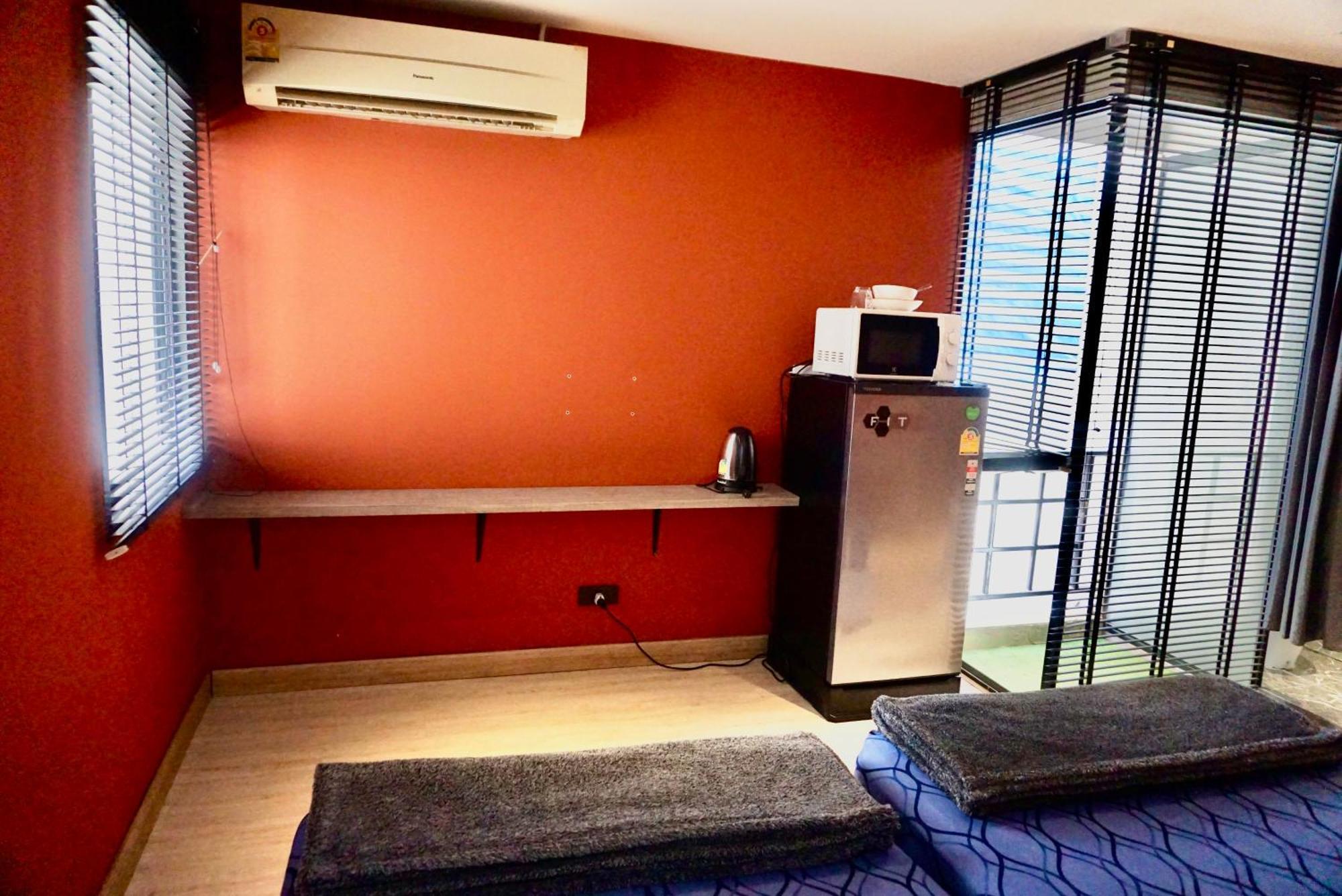 Silom Soi 3 Hash Apartment Hip And Funky With Rooftop View Bangkok Zewnętrze zdjęcie