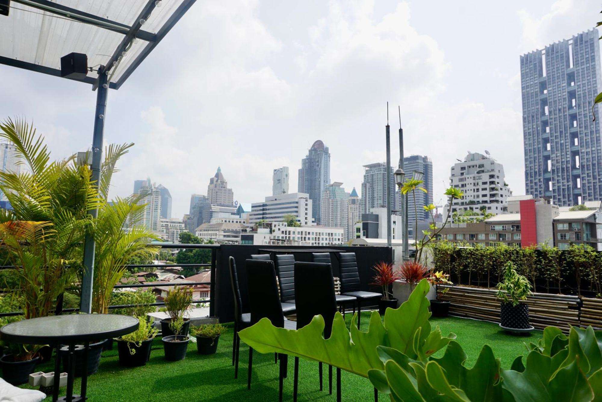 Silom Soi 3 Hash Apartment Hip And Funky With Rooftop View Bangkok Zewnętrze zdjęcie