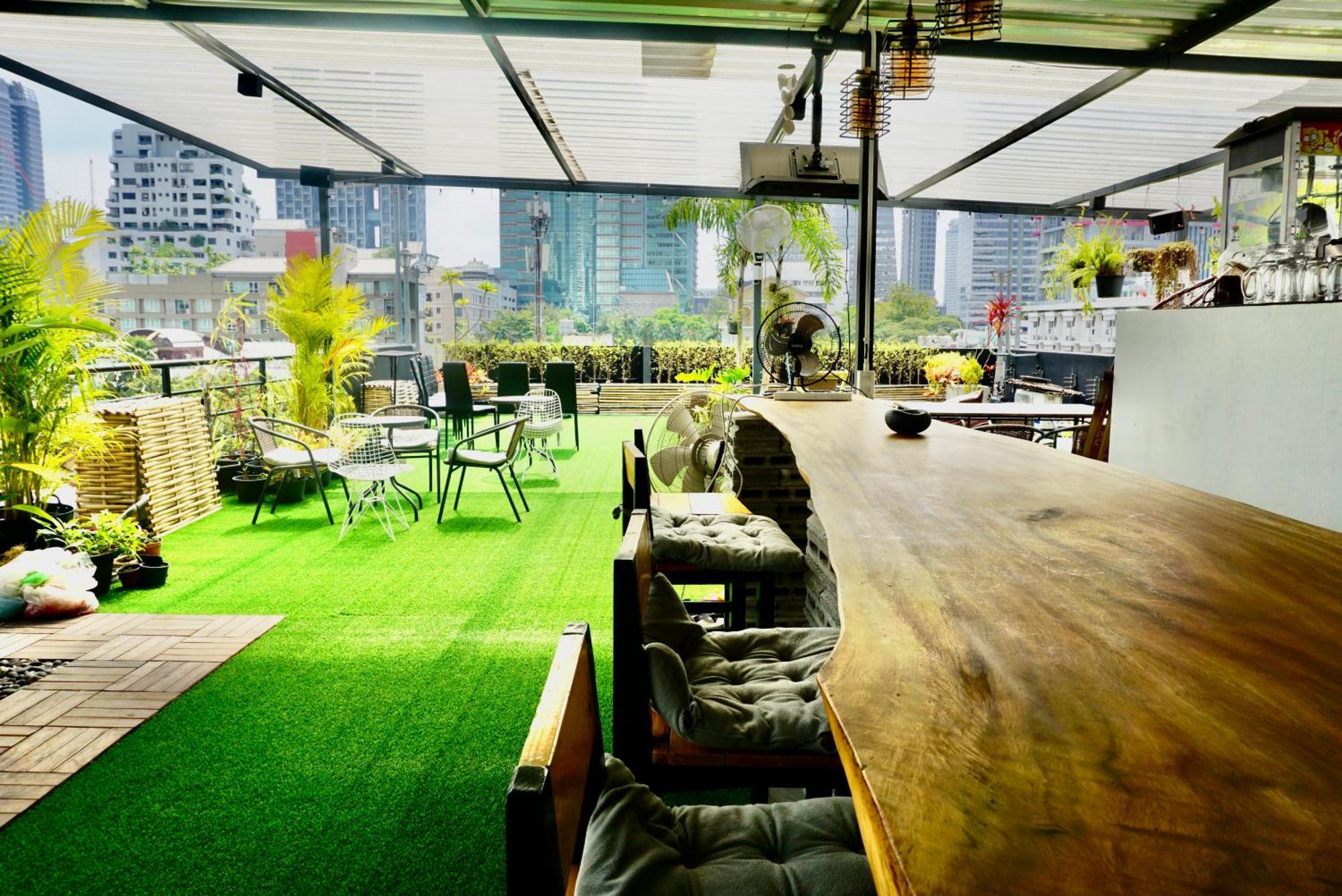 Silom Soi 3 Hash Apartment Hip And Funky With Rooftop View Bangkok Zewnętrze zdjęcie